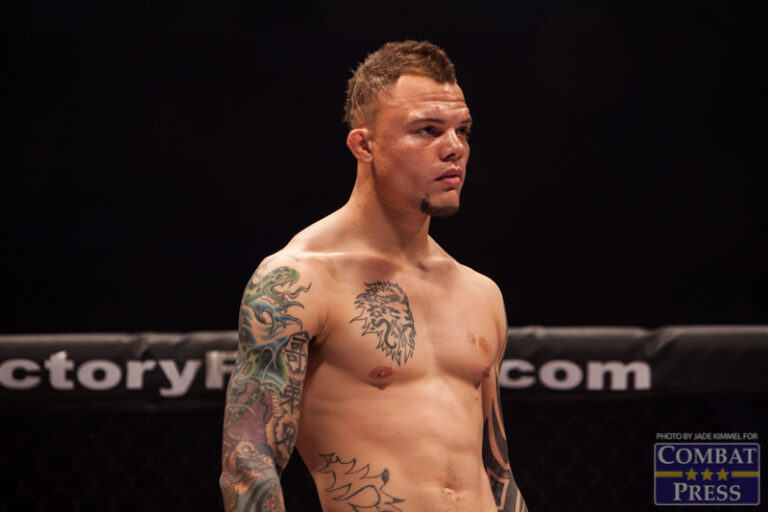 Anthony ‘Lionheart’ Smith: Perpisahan Sang Pejuang di UFC Kansas City