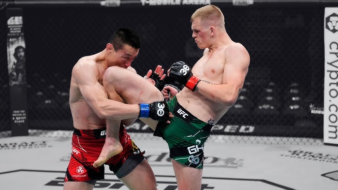 Ian Machado Garry Menunjukkan Kelas: Kemenangan Tipis atas Carlos Prates di UFC Fight Night Kansas City