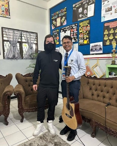 Alan Walker ke Medan, Undang Guru-Siswa SMA Al-Azhar Kolaborasi di Konsernya