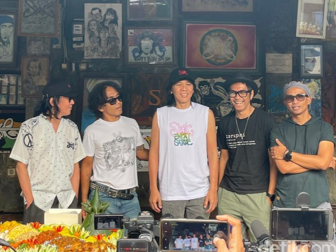 Ulang Tahun ke-41, Slank Rilis Piringan Hitam Eksklusif untuk Para Slankers