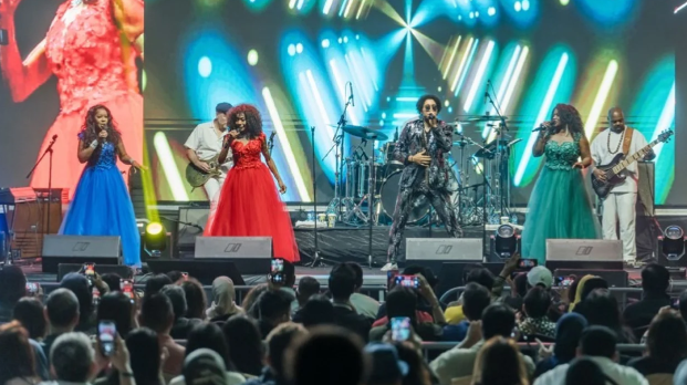 Konser Boney M 50th Anniversary Tour Sukses Digelar di Pullman Central Park Jakarta