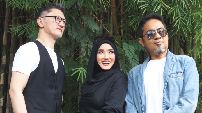 Single 'Lepas', Ketika Natasha Pramudita, Marshal ADA Band dan Alfiano Tamala Satukan Rasa