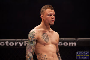 Anthony ‘Lionheart’ Smith: Perpisahan Sang Pejuang di UFC Kansas City